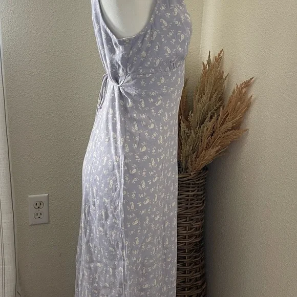 Treasure & Bond Calendar Floral Maxi Dress Size Small - Picture 12 of 16